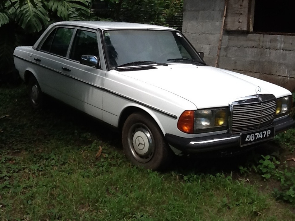 Mercedes 300d adenauer a vendre #6