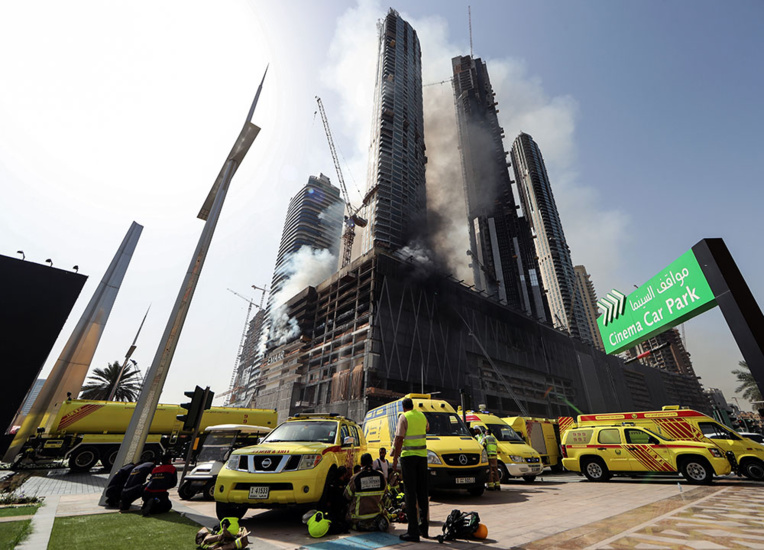 Dubaï: nouvel incendie près de la plus haute tour du monde