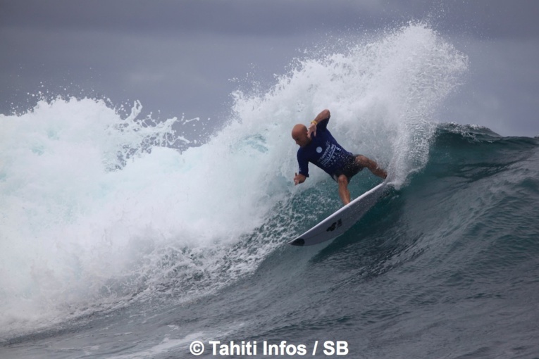 Nathan Edge, toujours aussi redoutable à Teahupo'o