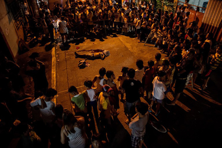 Aux Philippines, la guerre contre la drogue est un show