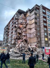 Russie: au moins deux morts dans l'effondrement d'un immeuble