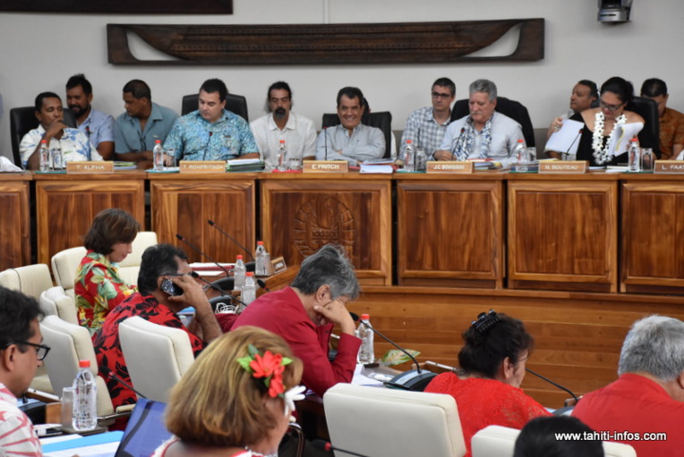 Le budget 2018 de la Polynésie française est adopté par 36 voix