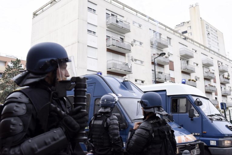 Jeune tué à Nantes: le policier placé en garde à vue