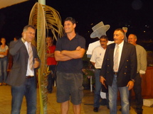Fabien Pelous a été accueilli par Jean-Luc Mathieu, l'actuel président des Vieilles pompes, et Fréd le trésorerier