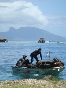 les pêcheurs ont ramassés des déchets en tous genre dans le lagon de Punaauia au mois d'octobr