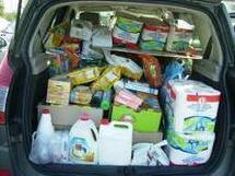 Collecte de denrées alimentaires pour les familles nécessiteuses