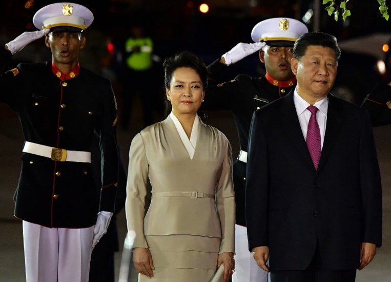 Xi Jinping arrive au Panama pour y signer des contrats