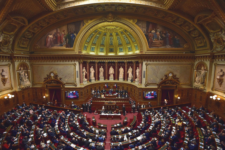 Après l'Assemblée, l'épreuve du Sénat pour le projet de loi "gilets jaunes"