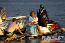 Julian Wilson heading off to score some excellent 5 feet surf at Teahupoo. © ASP/Kirstin