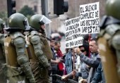 Chili: manifestations massives au 2e jour de grève après une nuit de violence