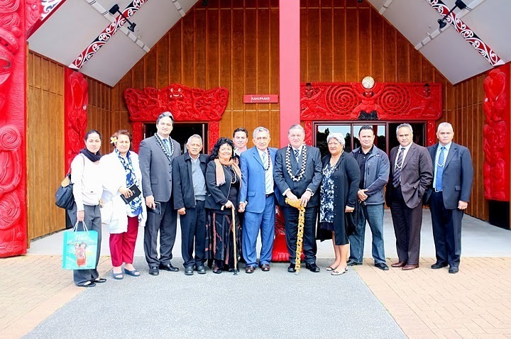 La délégation rencontre le roi Maori