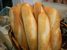 Les boulangers devront signer une "déclaration sur l'honneur" pour garantir l'usage de la farine subventionnée