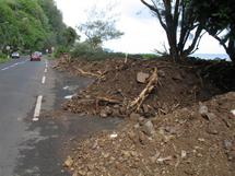 Glissement de terrain Papenoo: la route reste fermée jusqu'à nouvel ordre