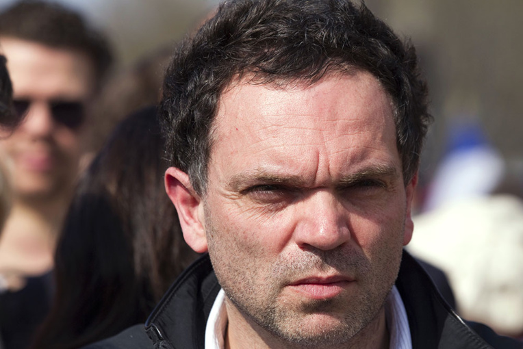 L'Express accuse Yann Moix d'avoir écrit des textes négationnistes