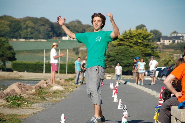 L'association Island Slalom Tour prévoit d'organiser une compétition de skate à Tahiti pour 2013