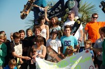 La compétition est ouvertes aux skateurs de tout âges mais aussi aux longboardeurs, surfeurs et autres fans de la glisse.