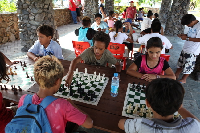 World Kiwanis Day : Journée sportive et solidarité internationale aux jardins de Paofai