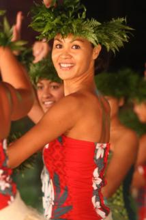 La danse tahitienne ou « Ori Tahiti » sur le devant de la scène à Paris