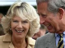 Charles et Camilla dans le Pacifique pour le jubilé d'Elisabeth II