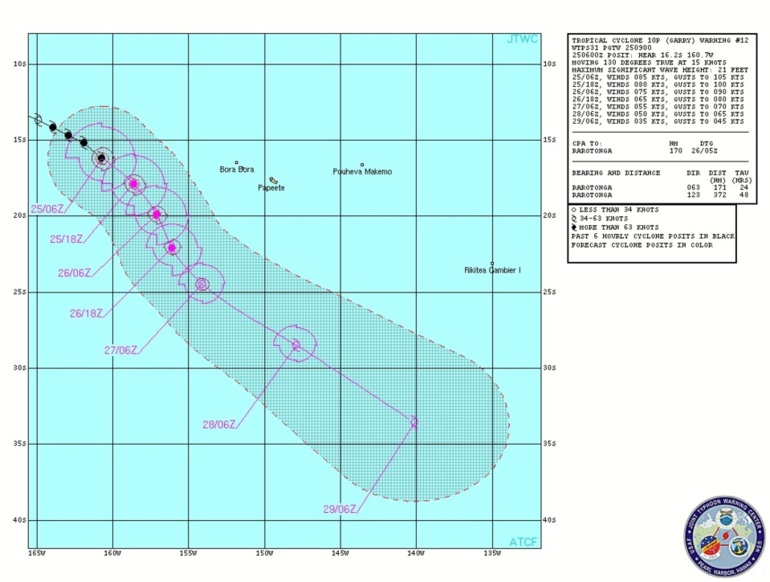 GARRY se situe ce vendredi 25 janvier 2013 à 6h00 UTC par 15.2 Sud - 161.9 Ouest, à 705 km au nord nord-ouest de Rarotonga, Iles Cook et à 1345 km à l'ouest nord-ouest de Papeete, Polynésie Française tout en ayant suivi une trajectoire en direction à l'est sud-est ces dernières 6 heures à une vitesse de 22 km/h