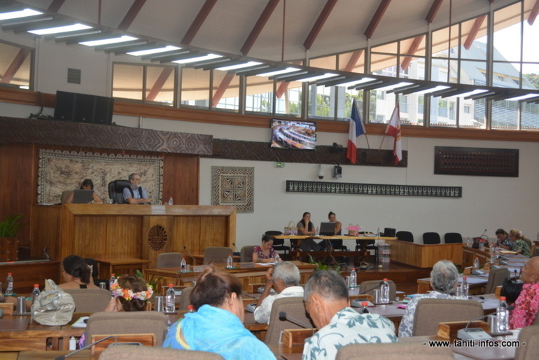 L'hémicycle territorial à 9h10' ce matin.