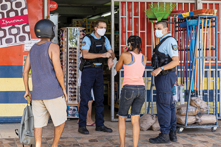 Guyane: désaccord des autorités locales sur l'ouverture des établissement scolaires