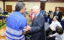 Réinscription: Gaston Flosse veut l'appui des îles du Pacifique pour contrer l'ONU