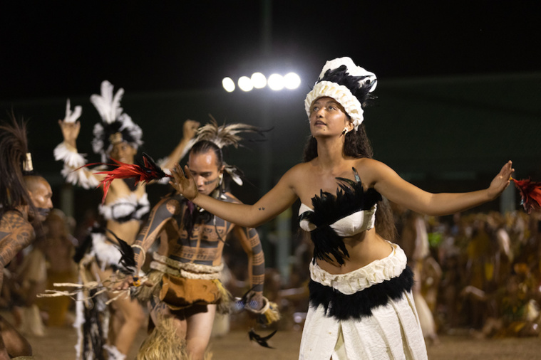 Haka manu par la danseuse de Fatu Hiva. ©Eve Delahaut