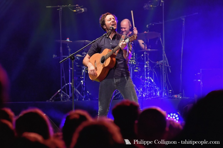 À Tahiti, Vianney a joué son "dernier concert en groupe avant quelques années"