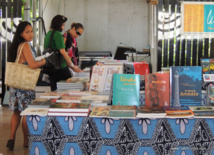 Le salon du livre, un lieu d'échanges autour du livre pendant quatre jours à la Maison de la culture.