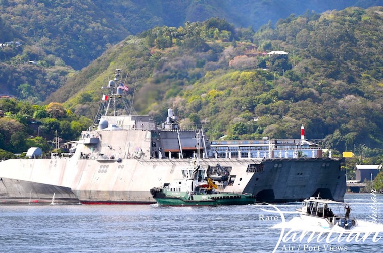 ​L'impressionnant USS Jackson à quai à Papeete