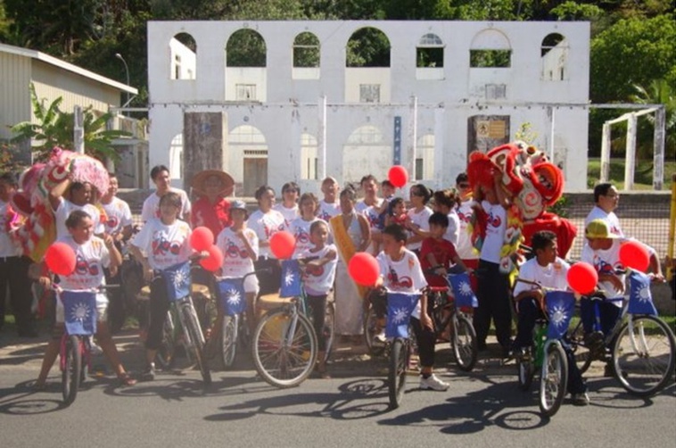 Défilé du Double Dix, fête nationale Taiwanaise, datant de 2011, lorsque la salle était fermée au public.  ©KMT Raiatea