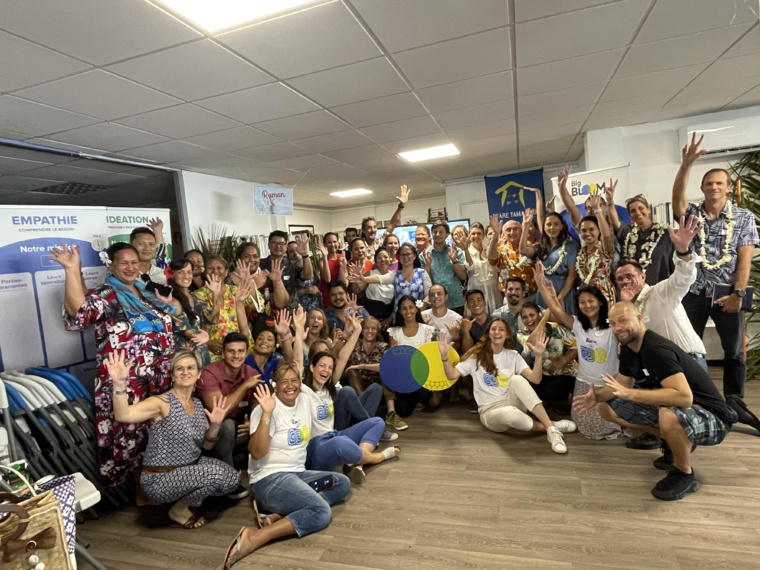 Cette seconde édition a été immortalisée avec une photo de tous les acteurs du hackaton.