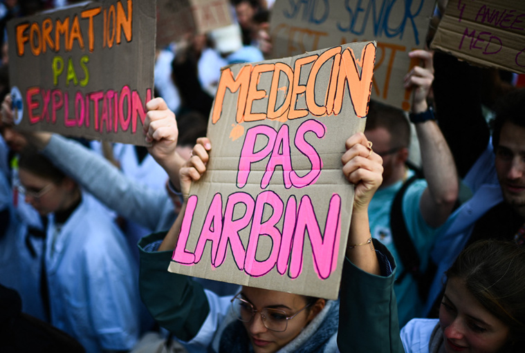 Crédit Christophe ARCHAMBAULT / AFP