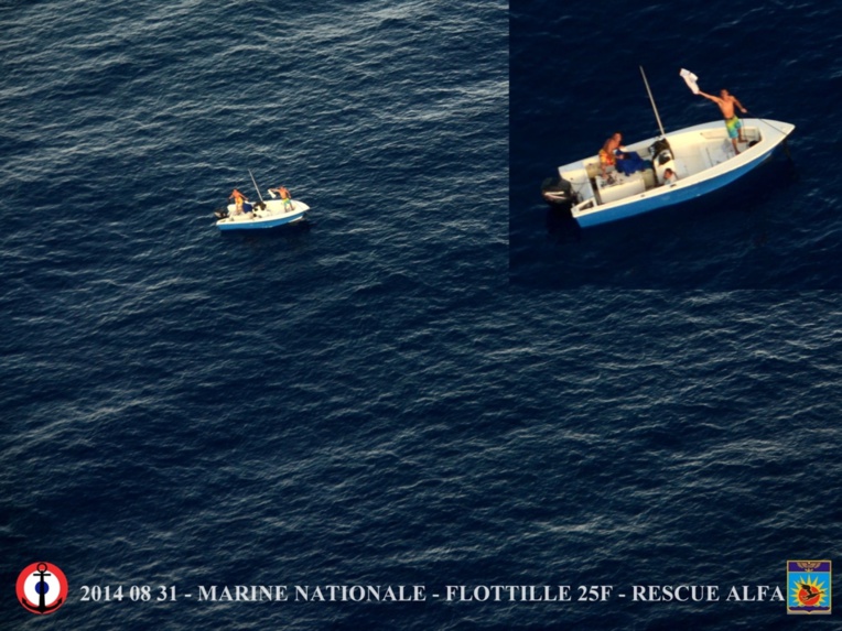 Maupiti/Bora : Trois  pêcheurs perdus en mer depuis vendredi retrouvés dimanche matin