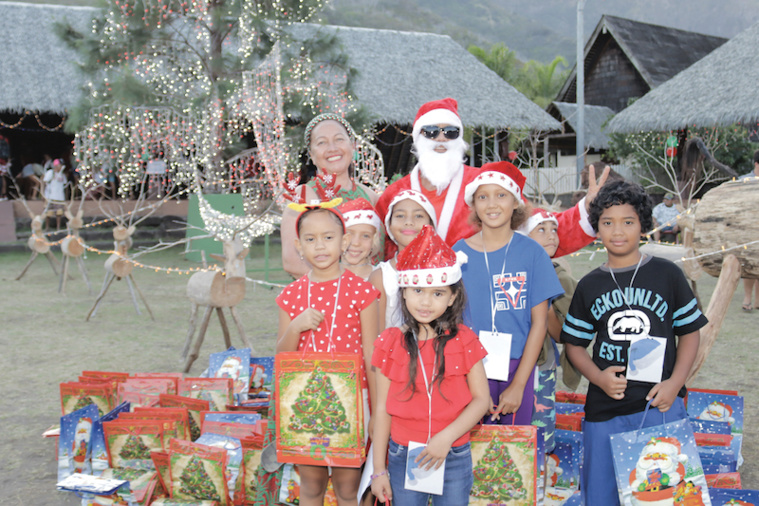 Le Père Noël a pris de l'avance à Hiva Oa