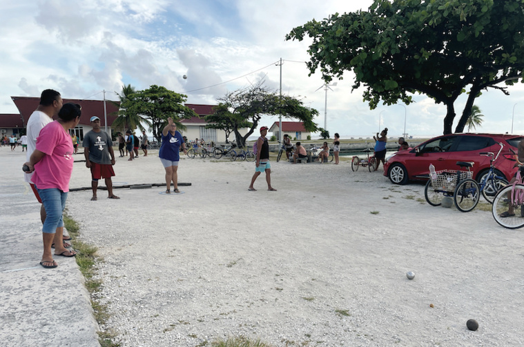 La pétanque était l'une des cinq disciplines du challenge.