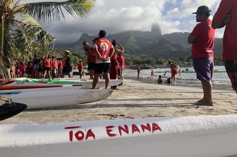 Ua Pou rend hommage à Keahi, enfant du pays