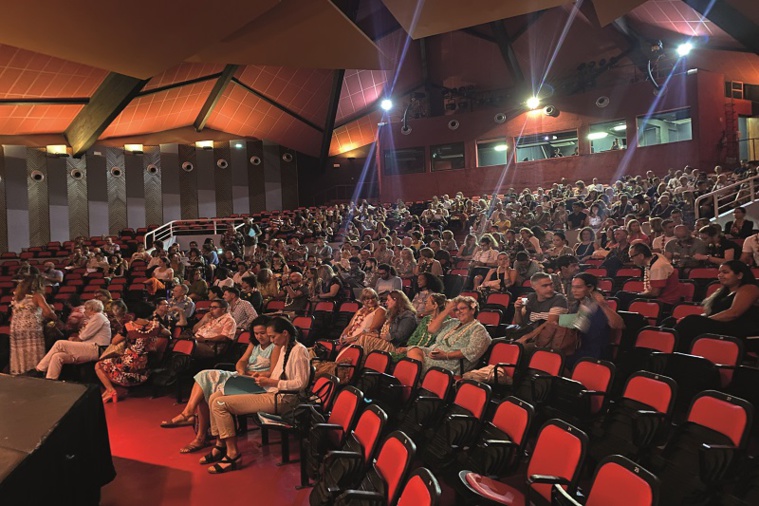 Les nouveaux professeurs réunis ce lundi à la Maison de la culture. Crédit photo : Thibault Segalard.