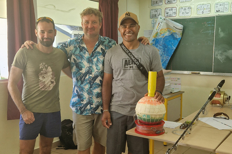 Damien Mainnemare, formateur sauvetage en mer, Laman Manarani, pêcheur professionnel, et Gregory Carla, guide lagonaire, ont présenté les métiers de la mer.