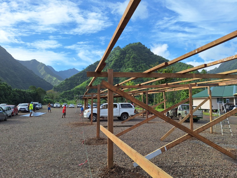 Pour la première fois, les baraques seront implantées côté montagne (Crédit : Anne-Charlotte Lehartel).