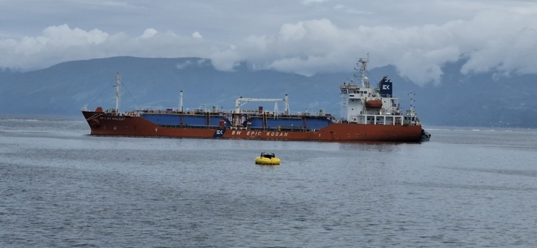 La société Mana Ito a reçu sa première livraison de 2 700 tonnes de butane vendredi, à son terminal de Hitia'a, pour une commercialisation dès la première quinzaine d'octobre dans ses nouvelles bonbonnes en composite plus légères et simples à manipuler.