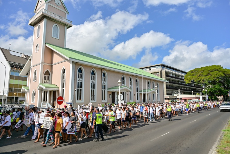 700 marcheurs contre les violences