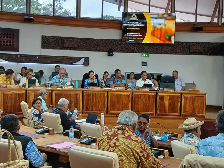 Avec six questions orales au menu de cette 3ème séance de la session budgétaire, le gouvernement sera bien occupé toute la matinée à répondre aux élus de la majorité comme de l'opposition. (crédit photo archives SD)