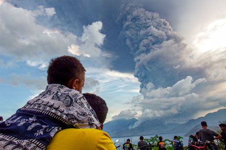 ARNOLD WELIANTO, Bayu ISMOYO / AFP