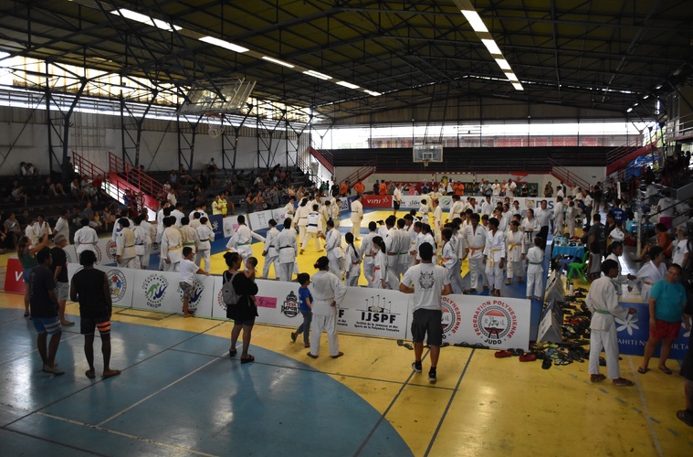 Il y avait beaucoup de monde au gymnase de Fautaua samedi.