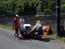 Pirae lance son opération de nettoyage : "Je débarrasse mon quartier"