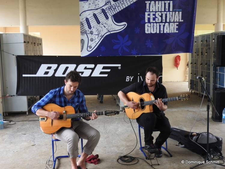 Tahiti Festival Guitare : les artistes offrent un avant-goût de la fête au lycée hôtelier de Punaauia