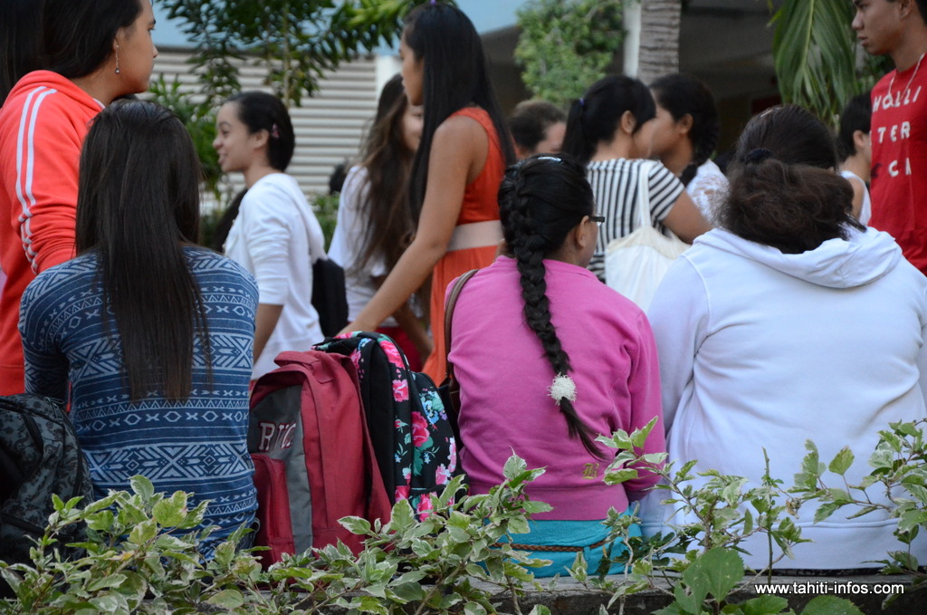 Le Centre du service national de la Polynésie française convoque annuellement 4 500 jeunes filles et garçons pour la Journée de défense et citoyenneté.