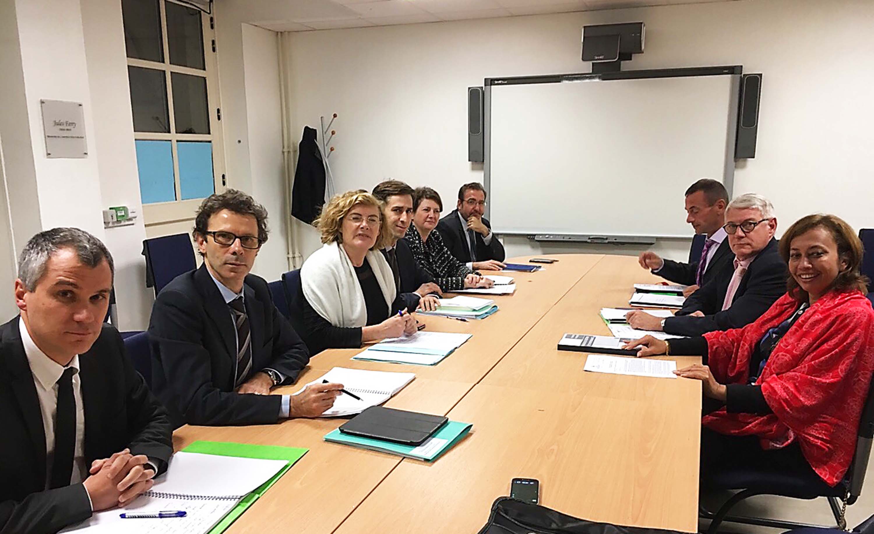 Education : Nicole Sanquer participe au dialogue de gestion à Paris